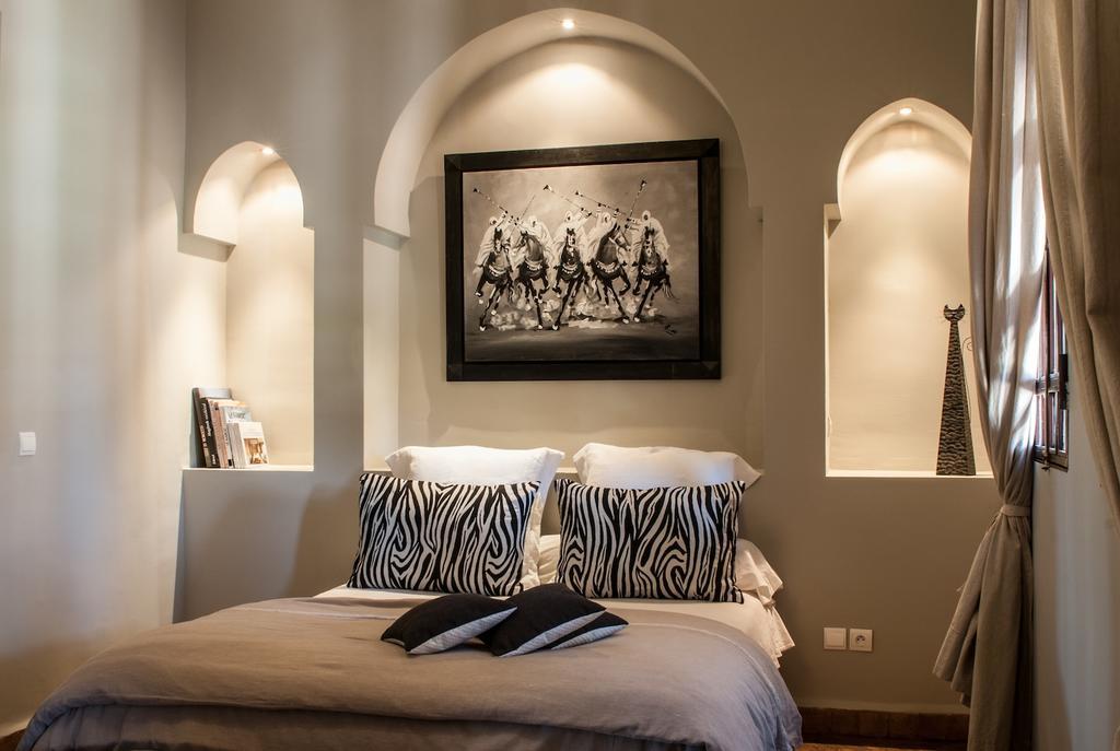 Le Cazar Hotel El Ain ภายนอก รูปภาพ