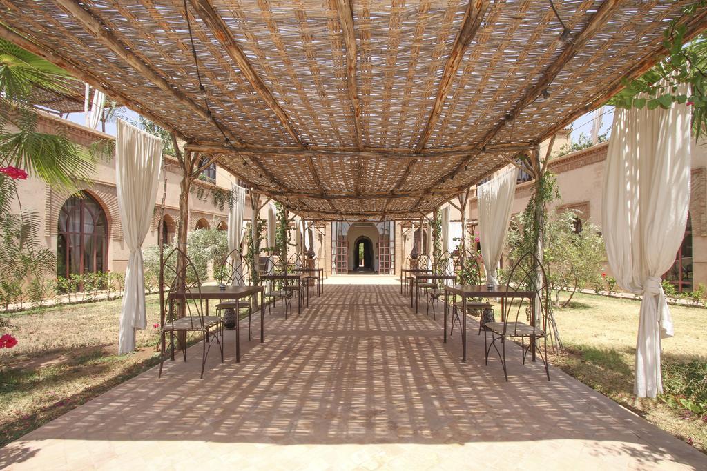 Le Cazar Hotel El Ain ภายนอก รูปภาพ