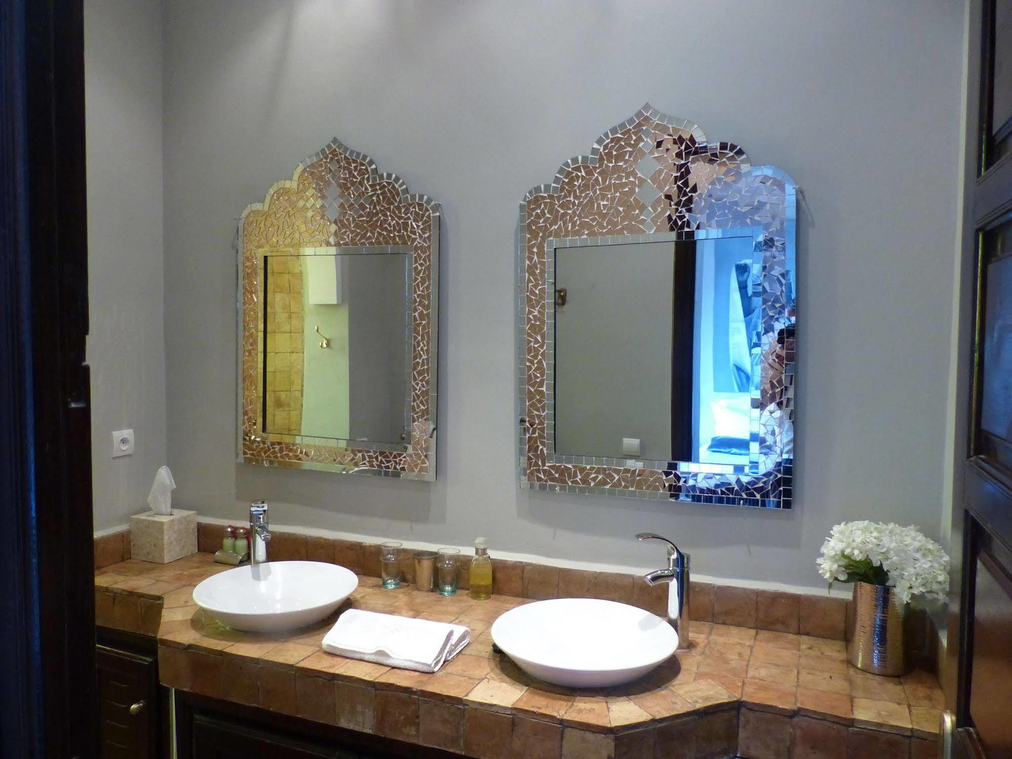 Le Cazar Hotel El Ain ภายนอก รูปภาพ